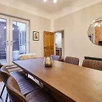 Homestay Emerald House
