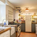 Homestay Emerald House