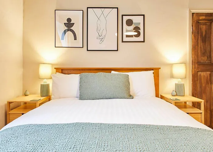 Homestay Emerald House Saltburn-by-the-Sea